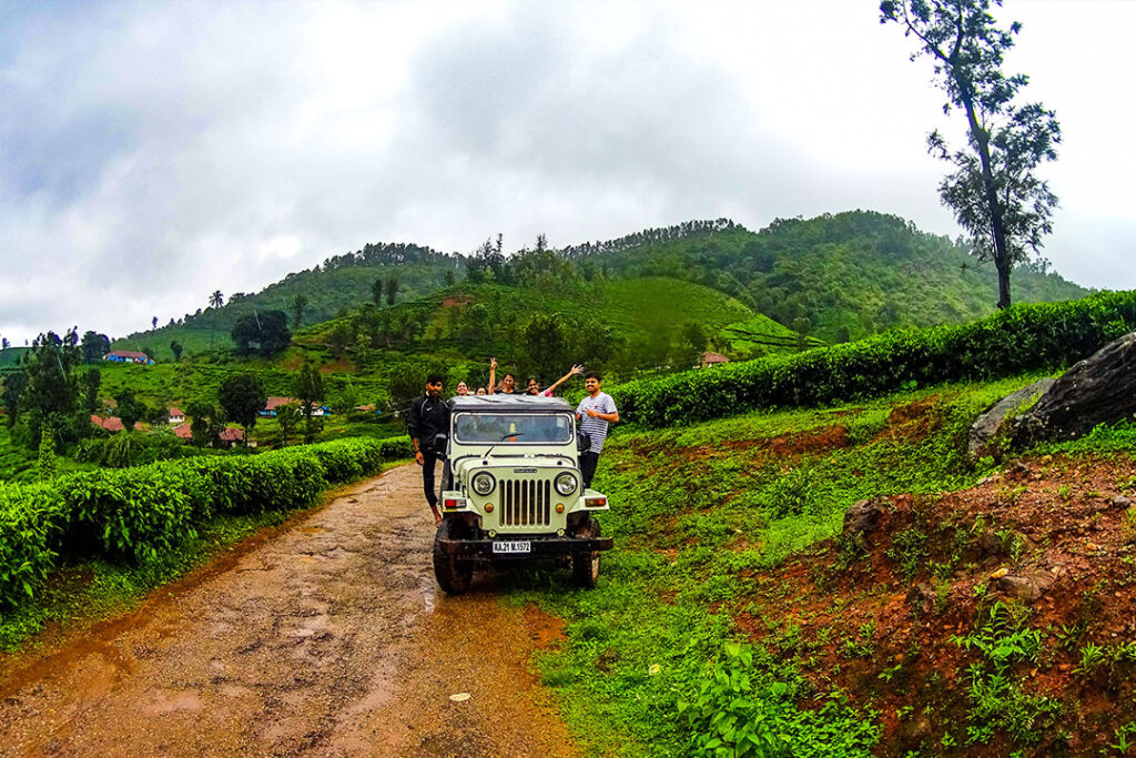 Jeep Trekking
